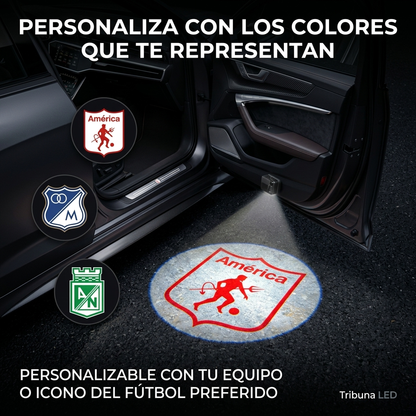 Proyector de fútbol en la puerta del carro
